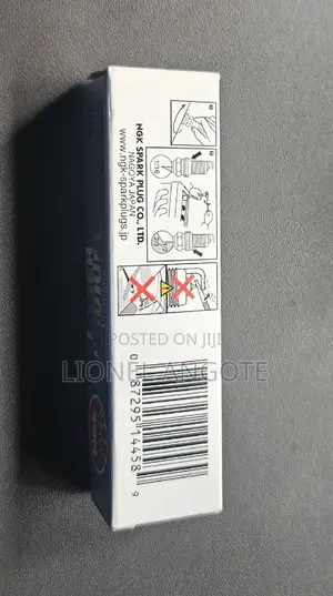 Honda NGK 4458 Ilfr6j- Laser Iridium Spark Plug