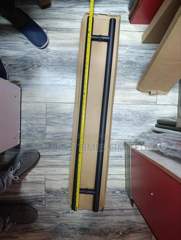 1 Metre Matt Black H-Handle
