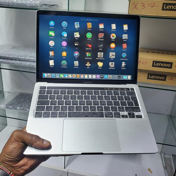 Laptop Apple MacBook Pro 2020 32GB Intel Core I7 SSD 512GB - thumbnail 3