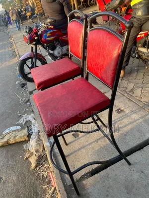 Red Sinatabu High Bar Chairs