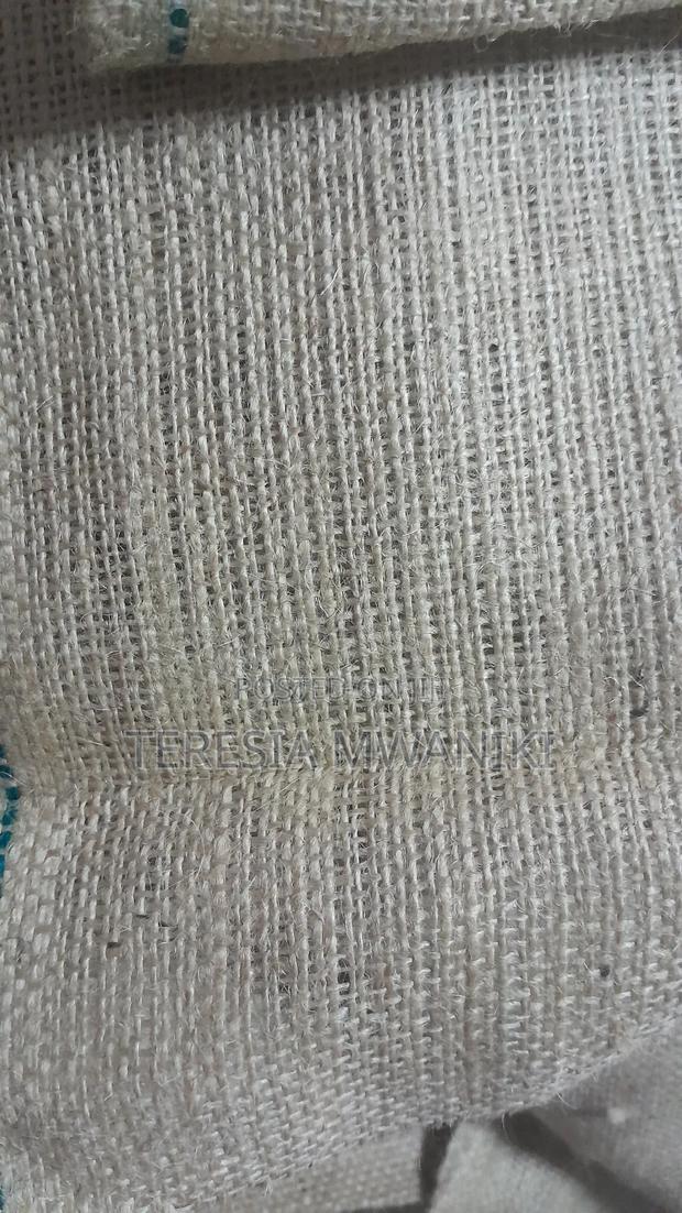 11oz Hessian Cloth/ Burlap/ Jute - thumbnail 3