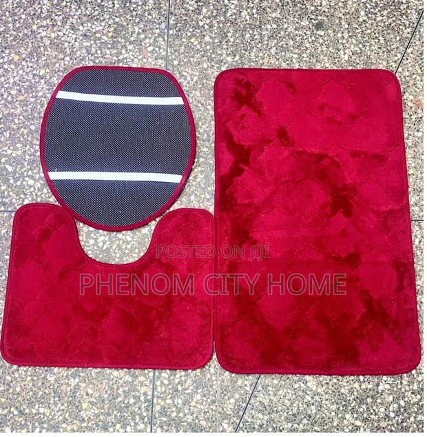 Red and Maroon Toilet Mat Set
