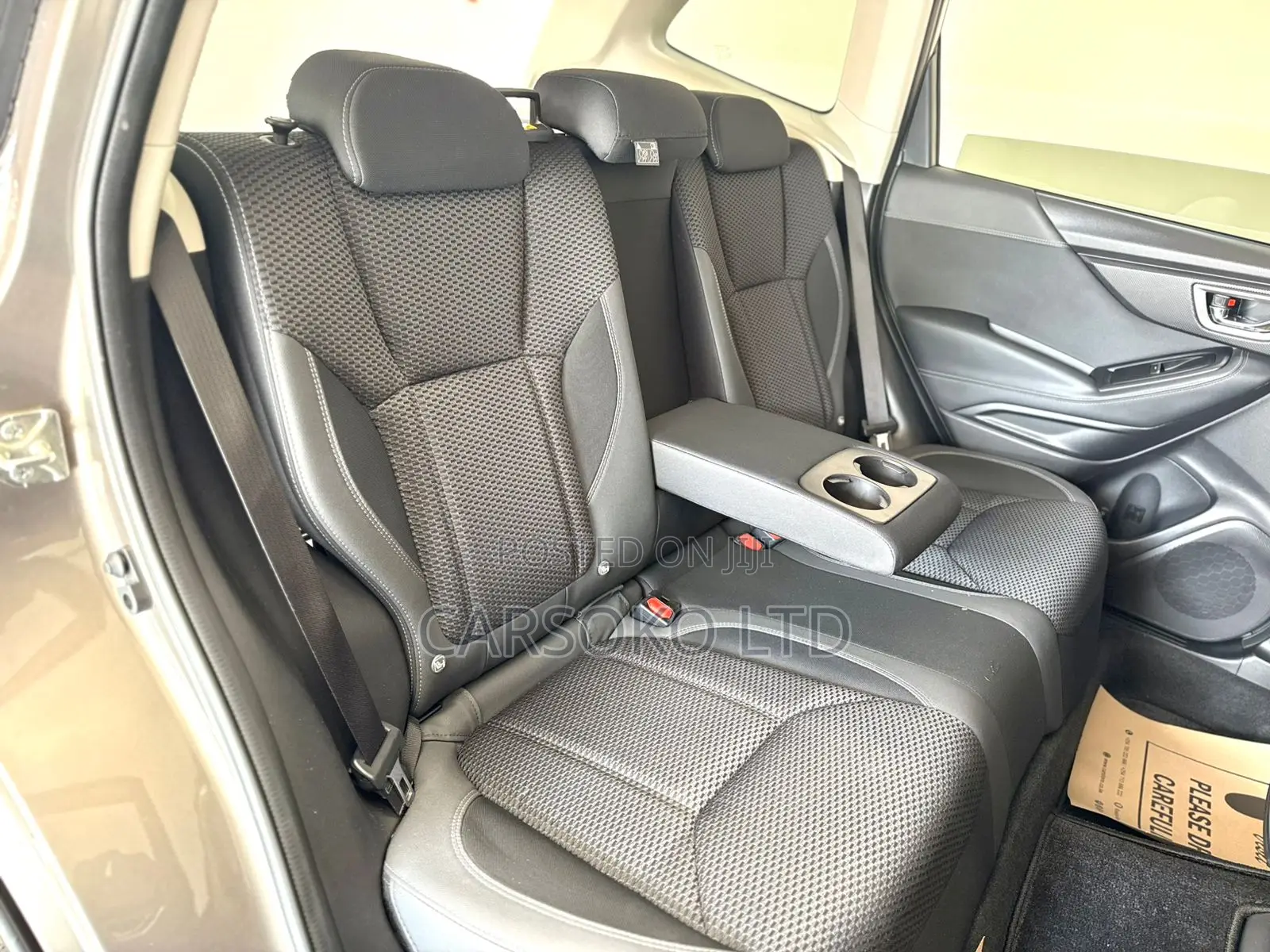 Subaru Forester Premium AWD 2019 Gray