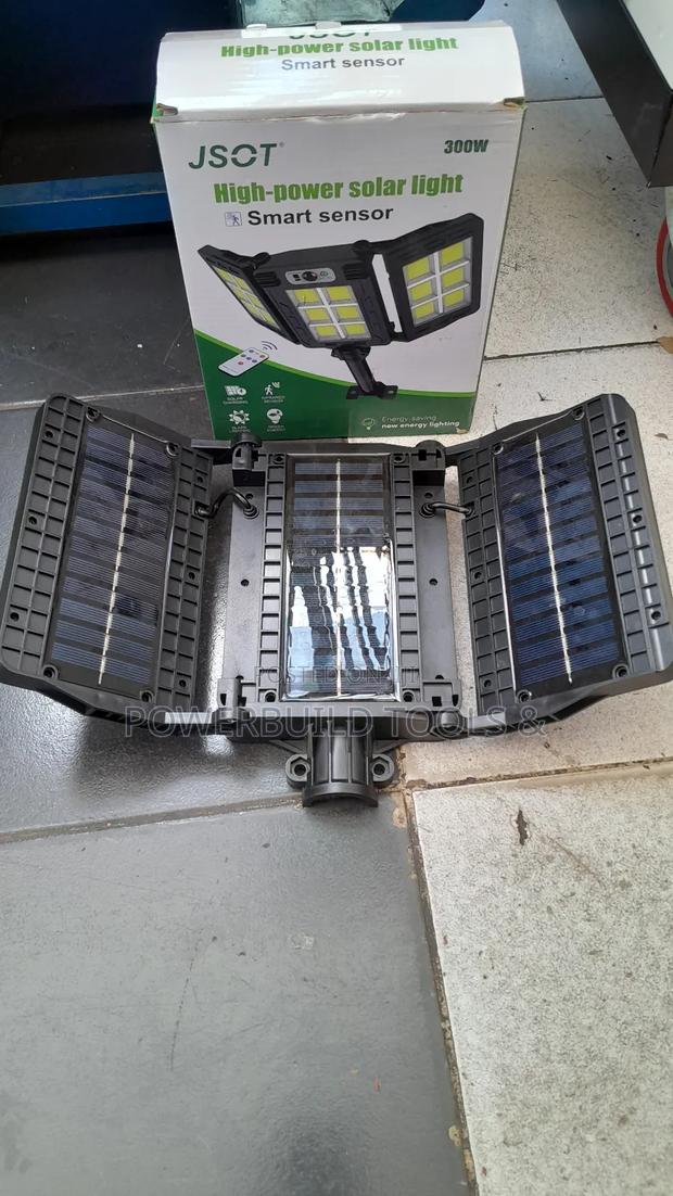 300W High Power Solar Light With Smart Sensor - thumbnail 2
