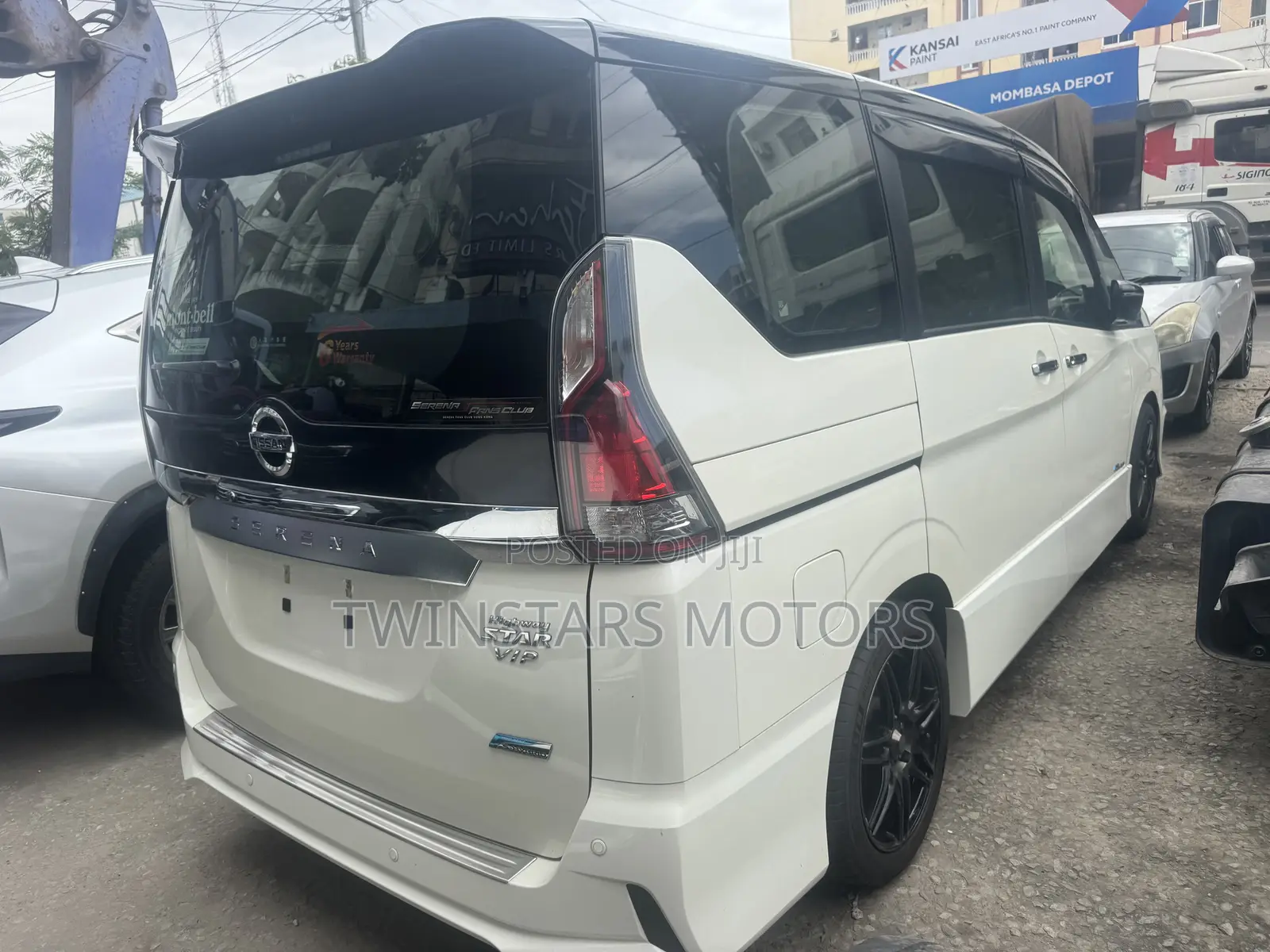 Nissan Serena 2019 White
