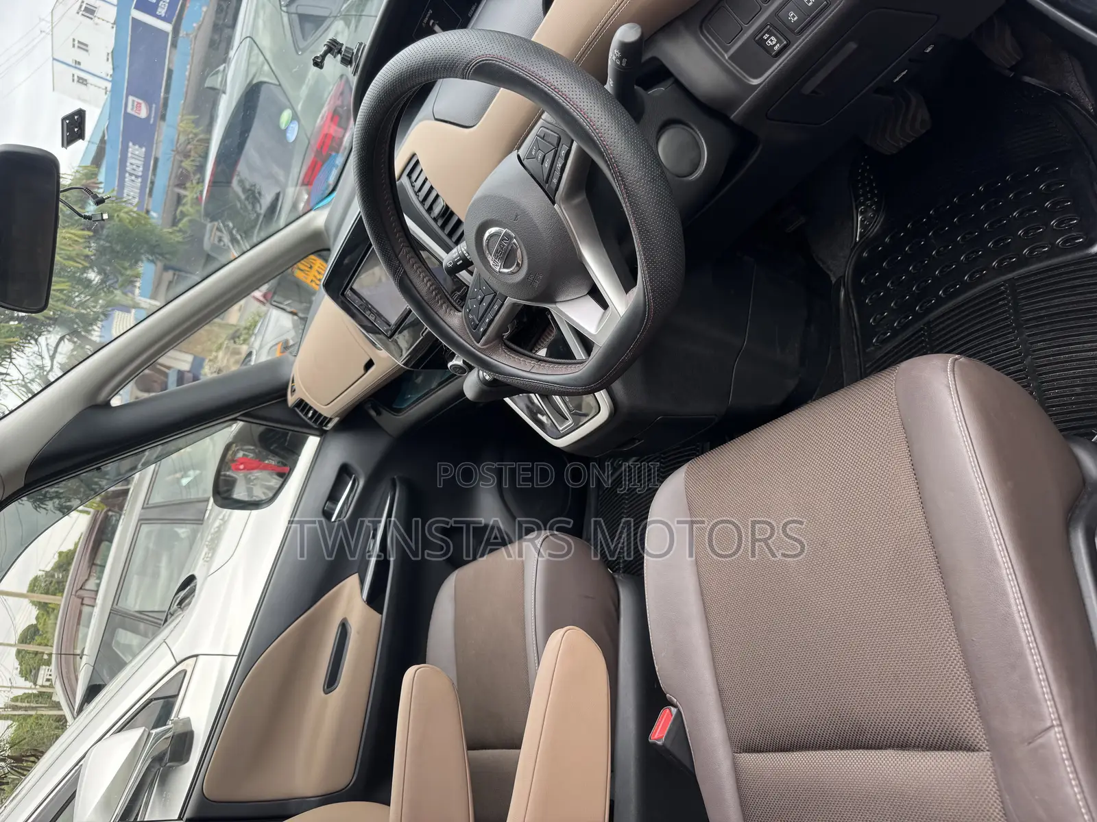 Nissan Serena 2019 White