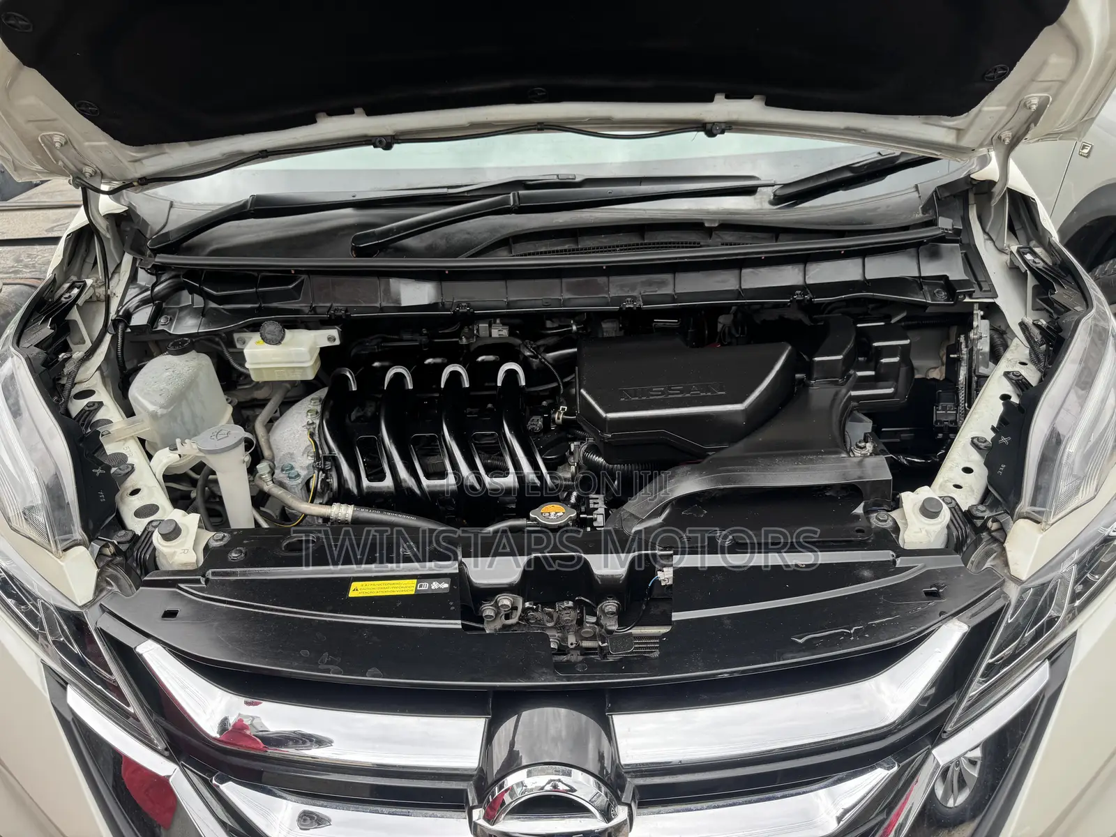 Nissan Serena 2019 White