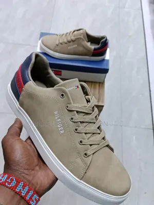 Tommy Hilfiger Casual "Brown"