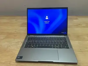 Laptop Dell Latitude 13 7350 16GB Intel Core Ultra 7 SSD 512GB