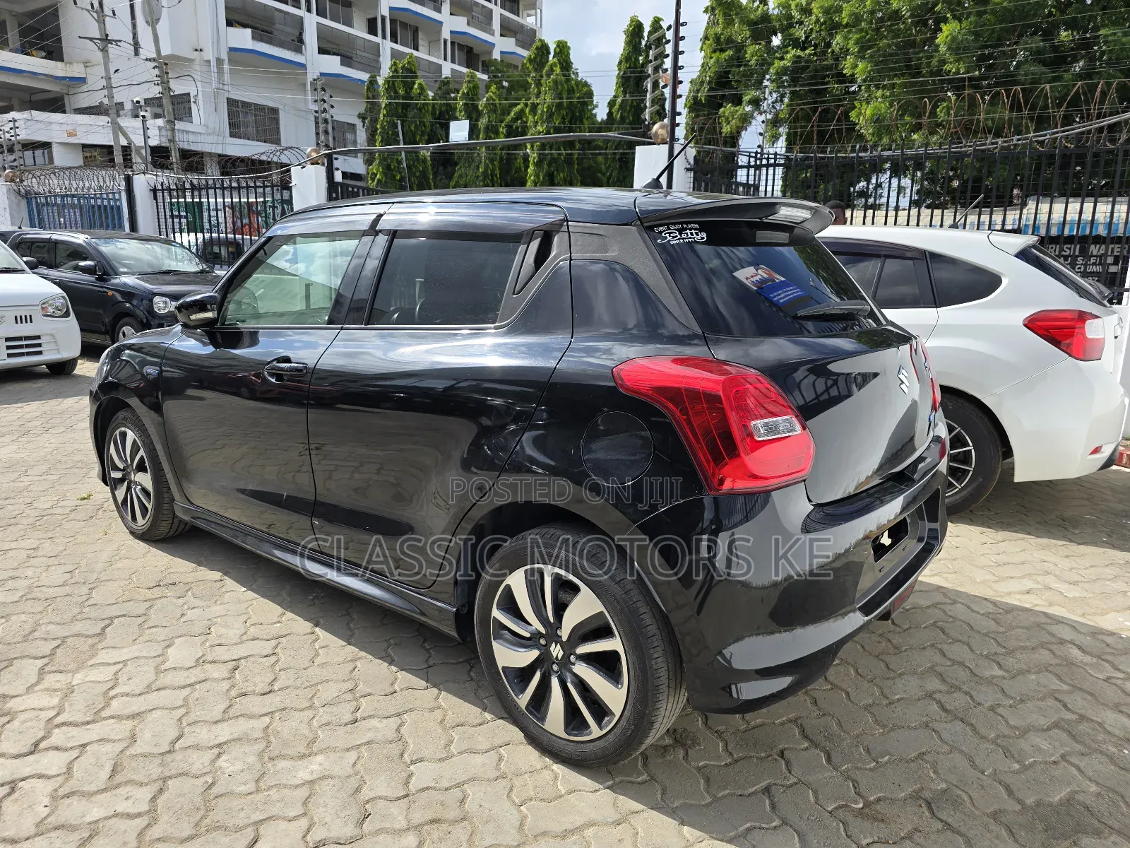Suzuki Swift 2018 Black