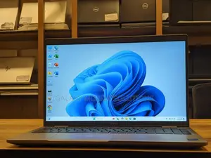 Laptop Dell Precision 5520 16GB Intel Core I7 SSD 512GB