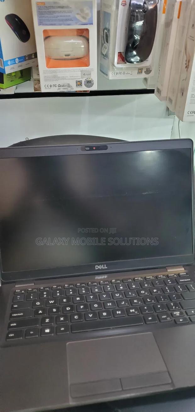 Laptop Dell Precision 5520 16GB Intel Core I7 SSD 512GB - thumbnail 4
