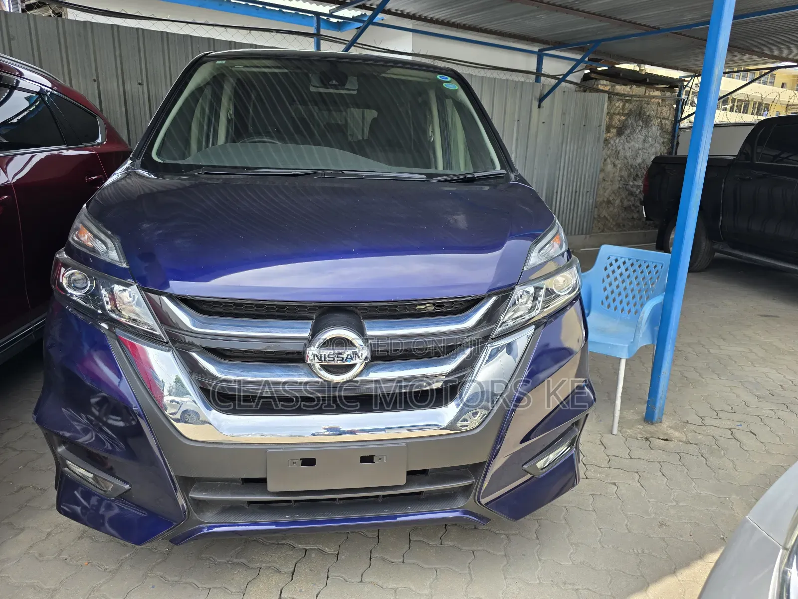 Nissan Serena 2018 Blue