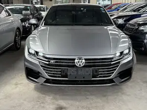 Volkswagen Arteon 2.0T SEL R-Line w/20 AWD 4MOTION 2019 Gray