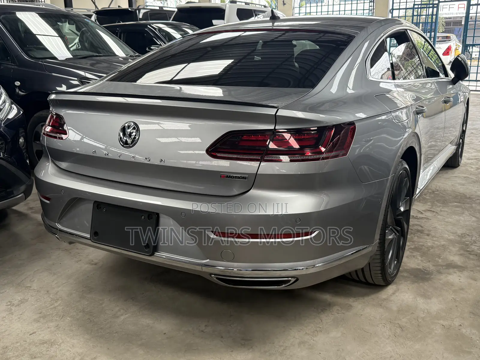 Volkswagen Arteon 2.0T SEL R-Line w/20 AWD 4MOTION 2019 Gray