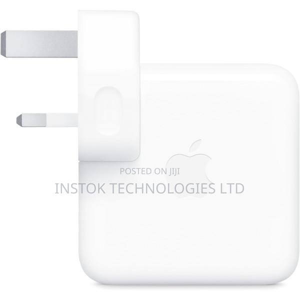 Apple 70W USB-C Power Adapter ​​