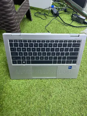 Laptop HP EliteBook 830 G8 16GB Intel Core I7 SSD 256GB