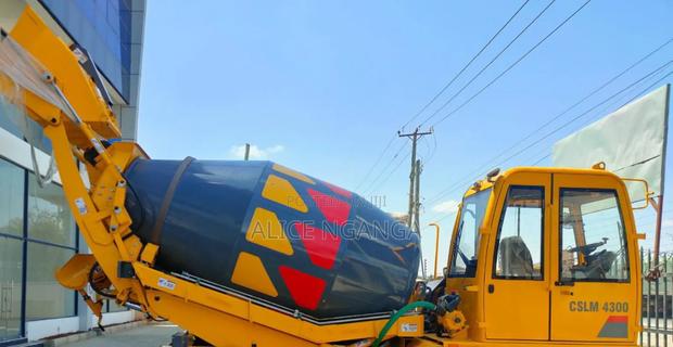 Self Loading Concrete Mixer , 600l Capacity - thumbnail 4