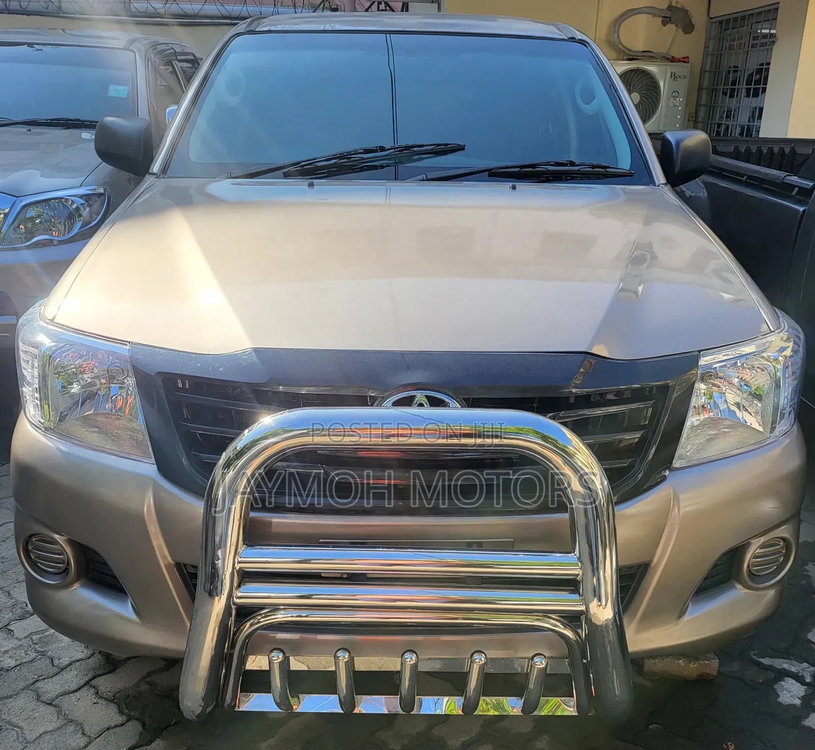 Toyota Hilux 2015 Gray