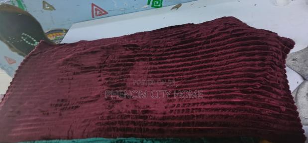 Heavy and Warm Plain Fleece Blanket Available - thumbnail 2