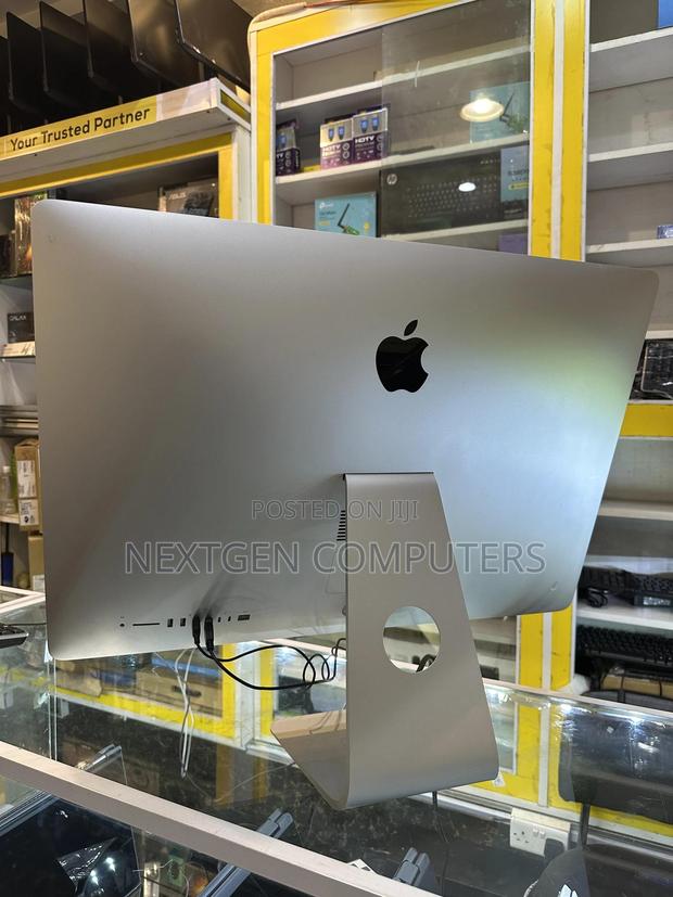 Desktop Computer Apple iMac 16GB Intel Core I7 SSD 512GB - thumbnail 2
