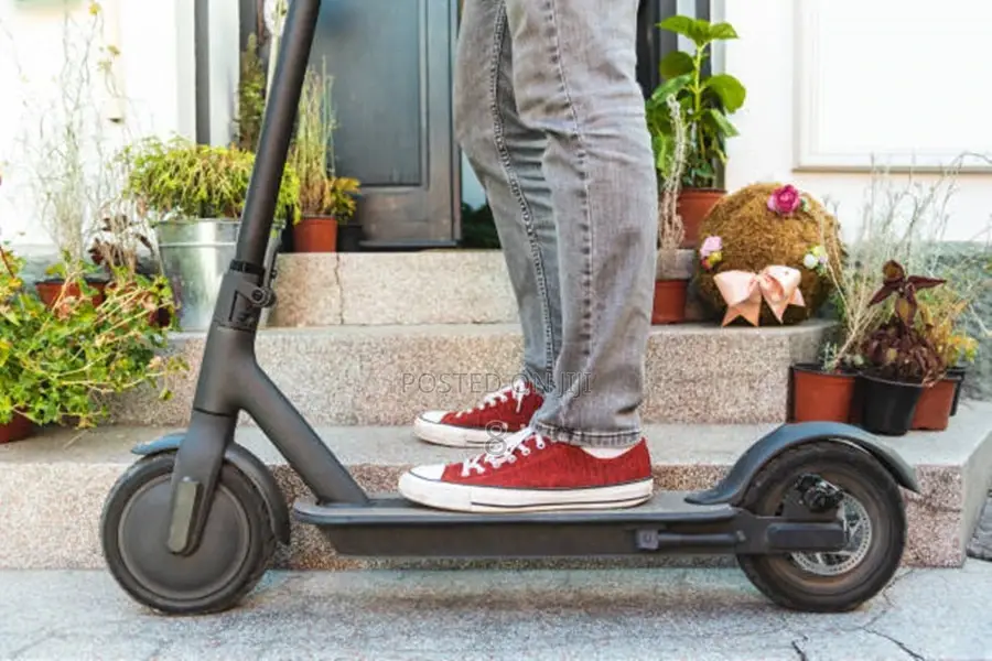 Heavy-Duty Electric Scooter for Adults – 120kg Max Load