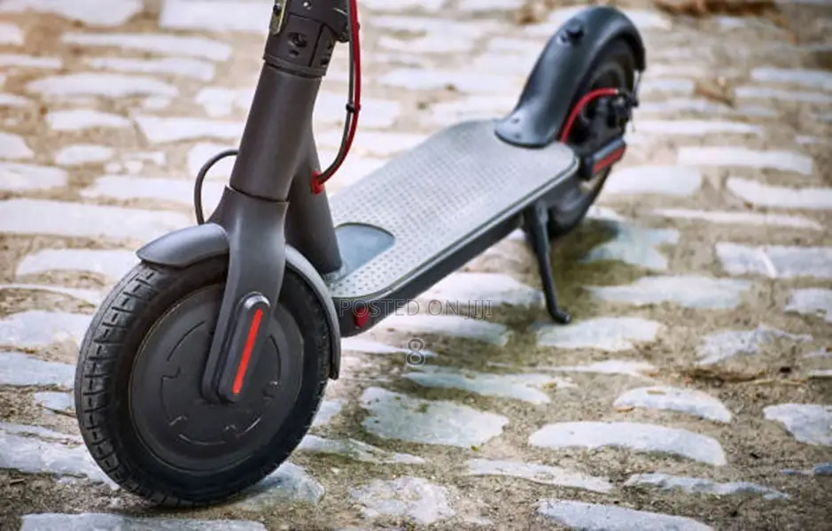 Efficient Electric Scooter – 40km Range,