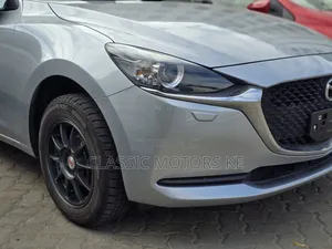 Mazda Demio 2019 Silver