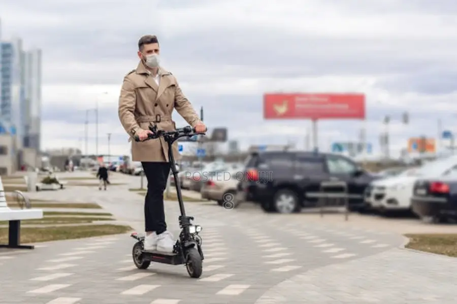 Urban Commuter Electric Scooter – Lightweight