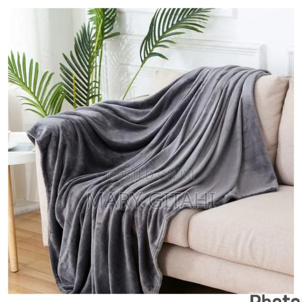 Fleece Blanket Warm Grey in Colour