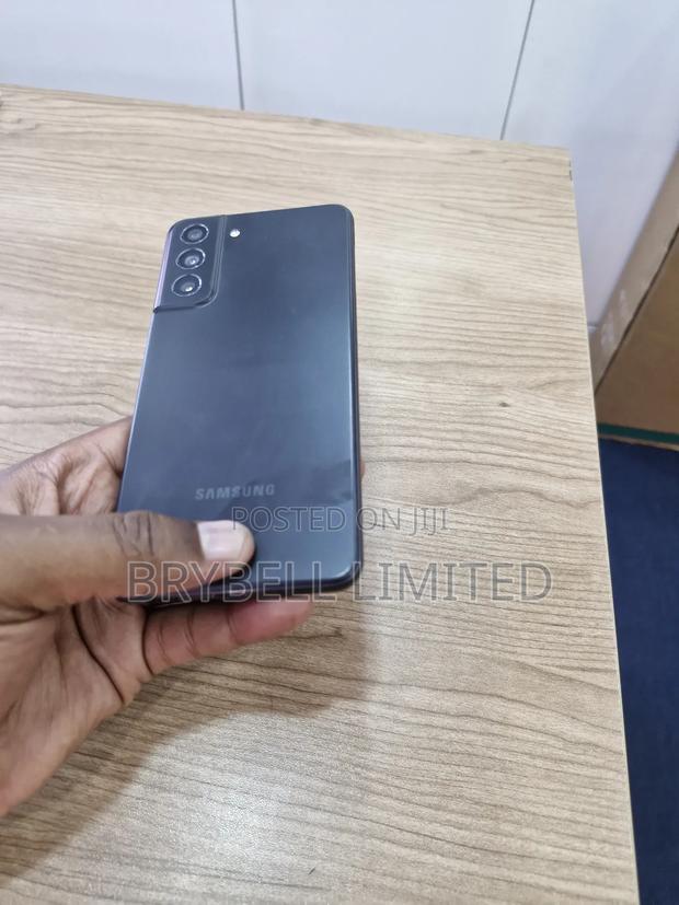 Samsung Galaxy S21 FE 5G 128 GB Gray - thumbnail 10