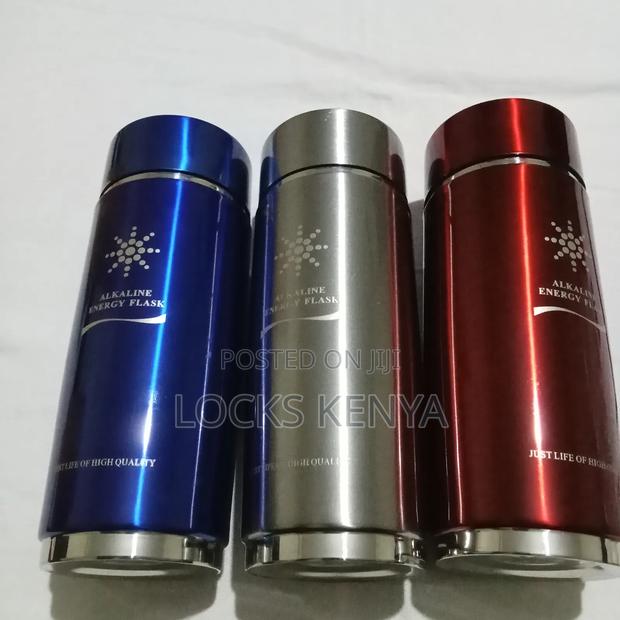 Acid Neutralising Nano Energy Water Flask - thumbnail 2