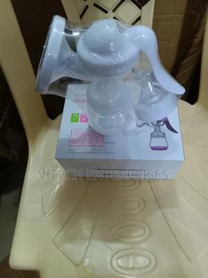 Manual Breast Pump White - thumbnail 2