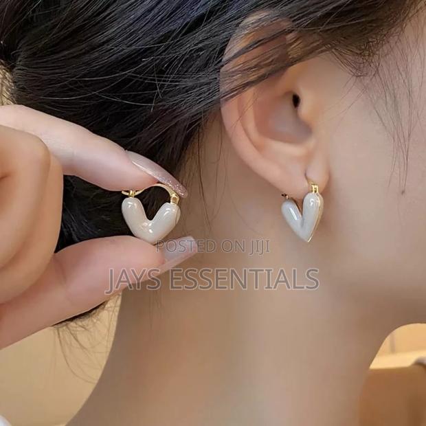 Minimalist and Unique Earrings - thumbnail 19