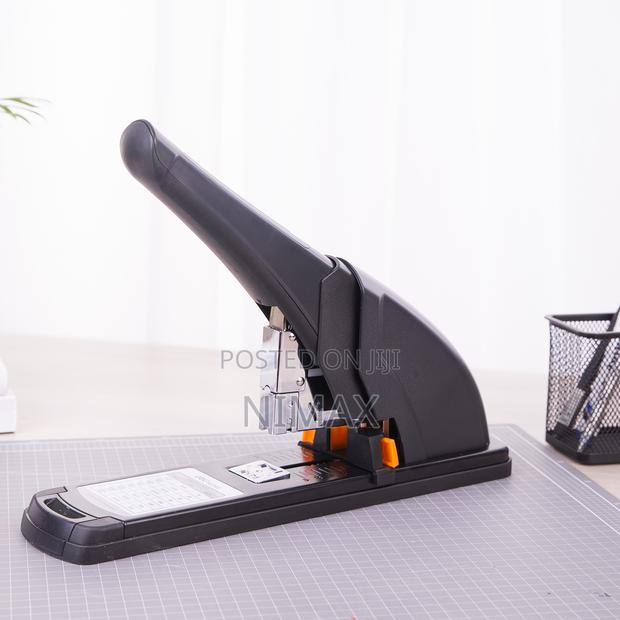 Deli Heavy Duty Stapler 210 Sheets E0385 - thumbnail 5