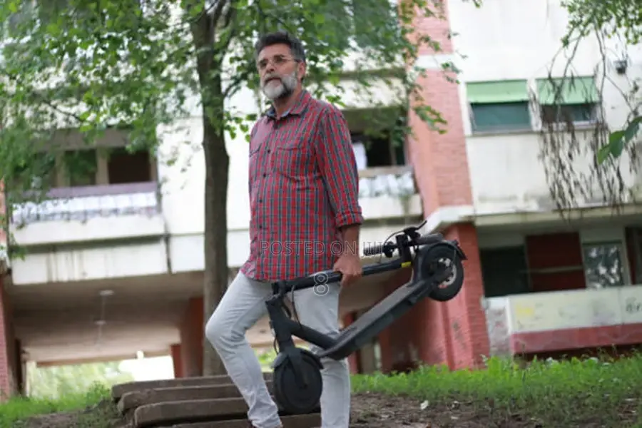 City-Ready Adult Electric Scooter – Durable and Lightweight
