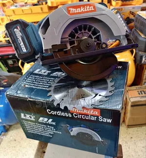 Rechargeable Makita Circular Saw Machine/ Cordless Circular