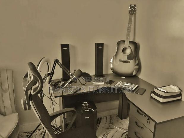 L Shaped Office Desk - thumbnail 2