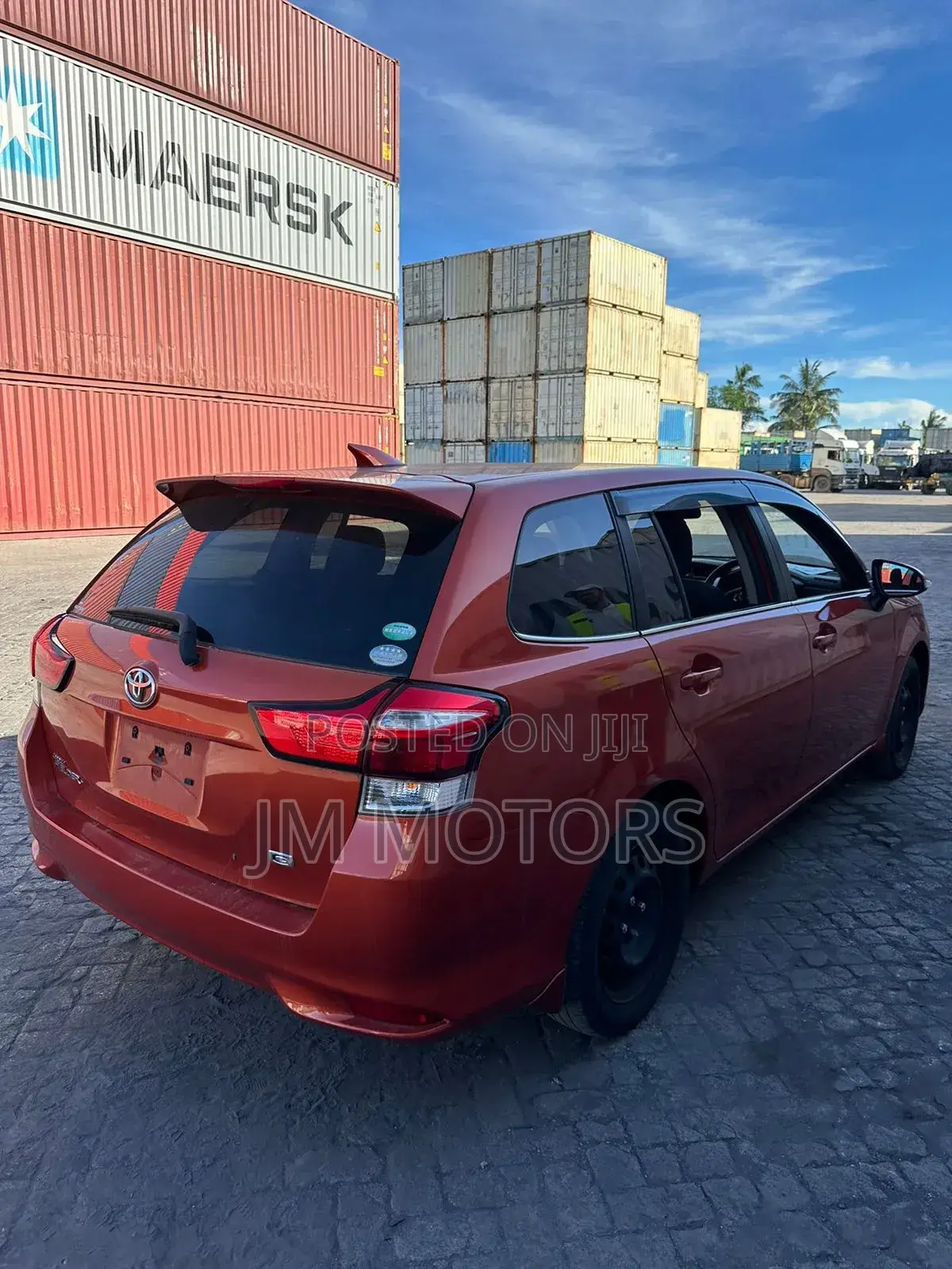 Toyota Corolla Fielder 2018 Orange