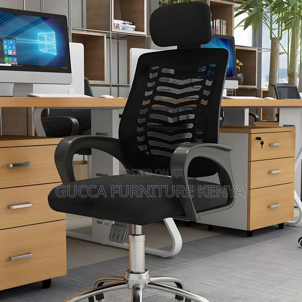 Office Chairs: Modern Slide Chair With Breathable Back - main view