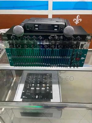 Equalizer BSS/Crossover 234/Wireless Microphone Pre-Amps - main view