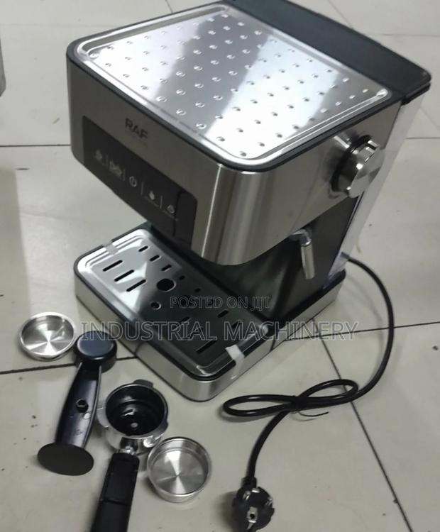 Coffee Maker ~ Commercial - main view