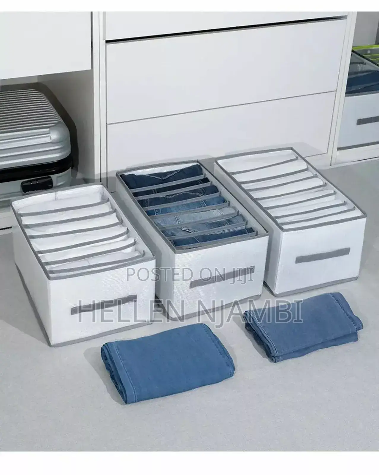 8 Grid Jeans Compartment Storage Box