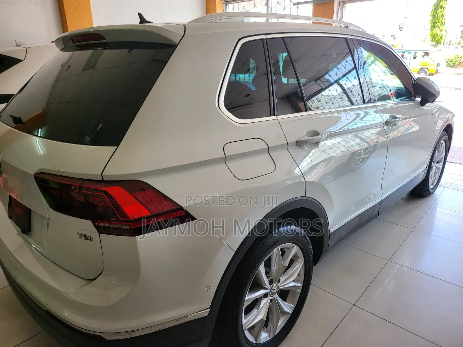 Volkswagen Tiguan 2018 White