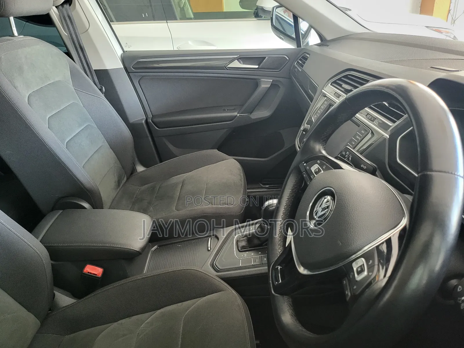 Volkswagen Tiguan 2018 White