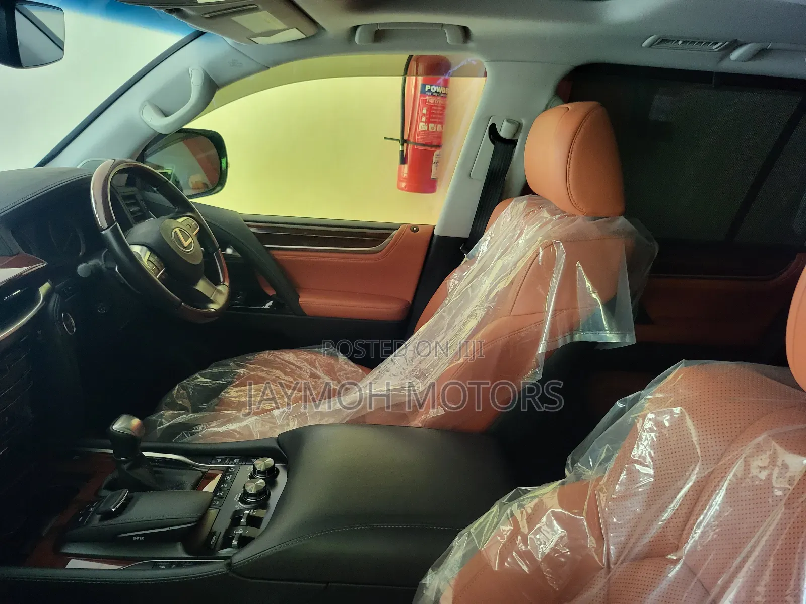 Lexus LX 2017 White