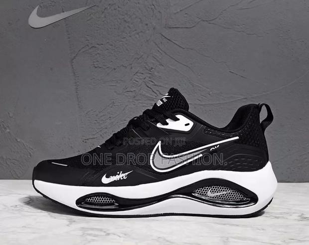 Nike Motor Sports - thumbnail 3