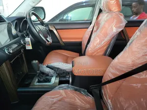 Toyota Land Cruiser Prado 2020 Silver