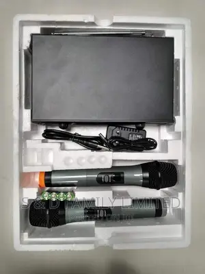 Max 769/766 Wireless Microphone