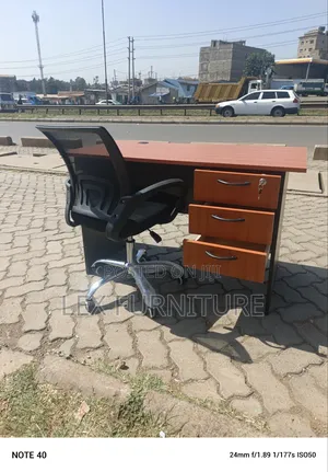 3drawer Mixed Table and Office Chair